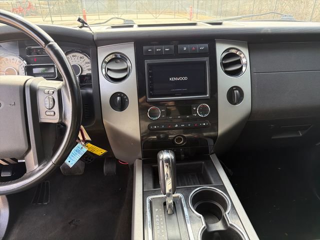 Used 2013 Ford Expedition Limited image 20