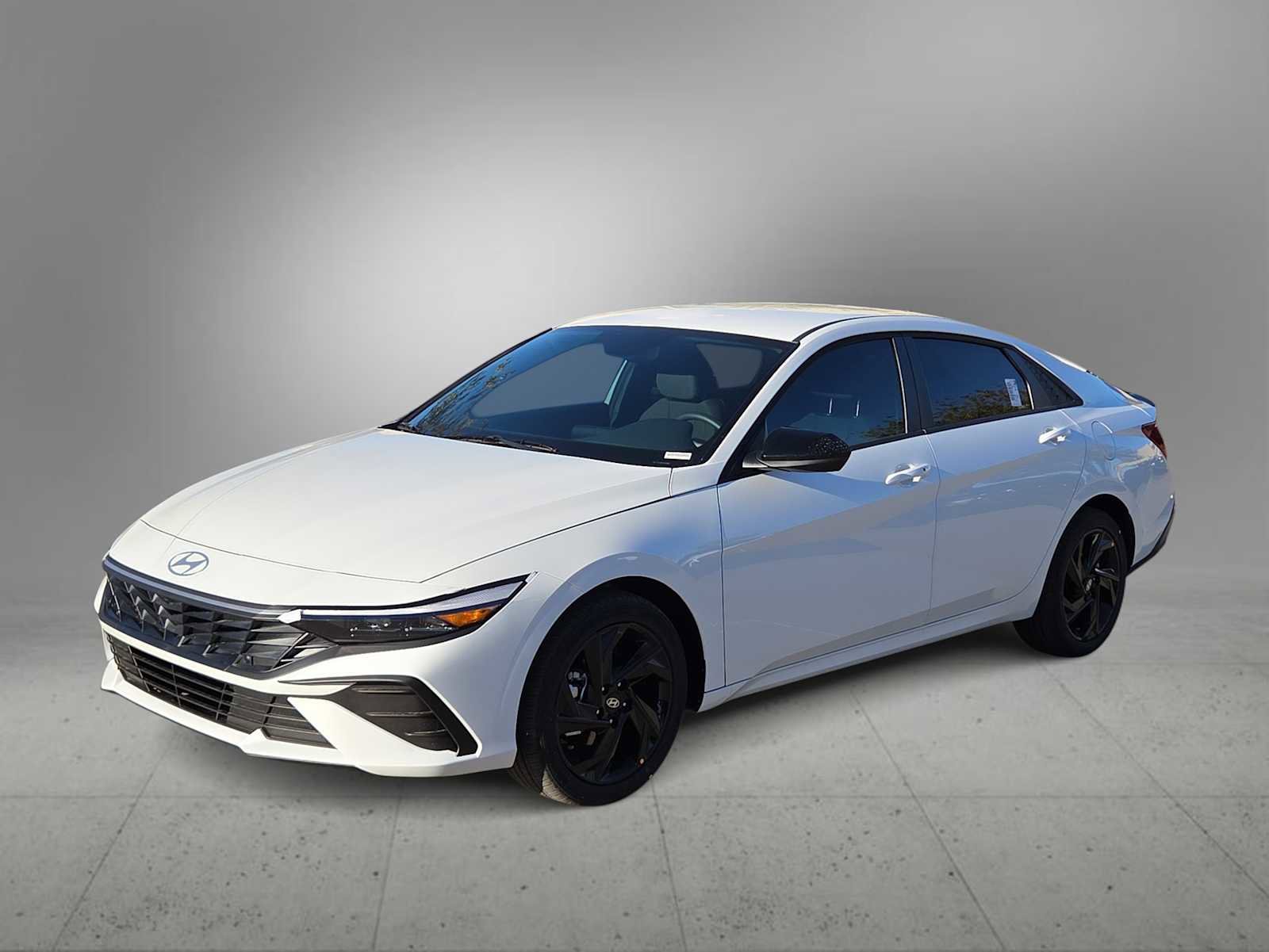 New 2026 Hyundai Elantra Sport image 4