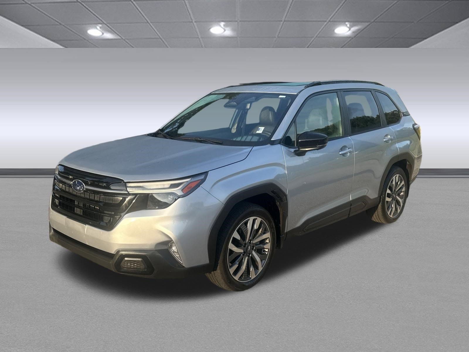 Used 2025 Subaru Forester Touring w/ Popular Package - Touring AWD/4WD image 7