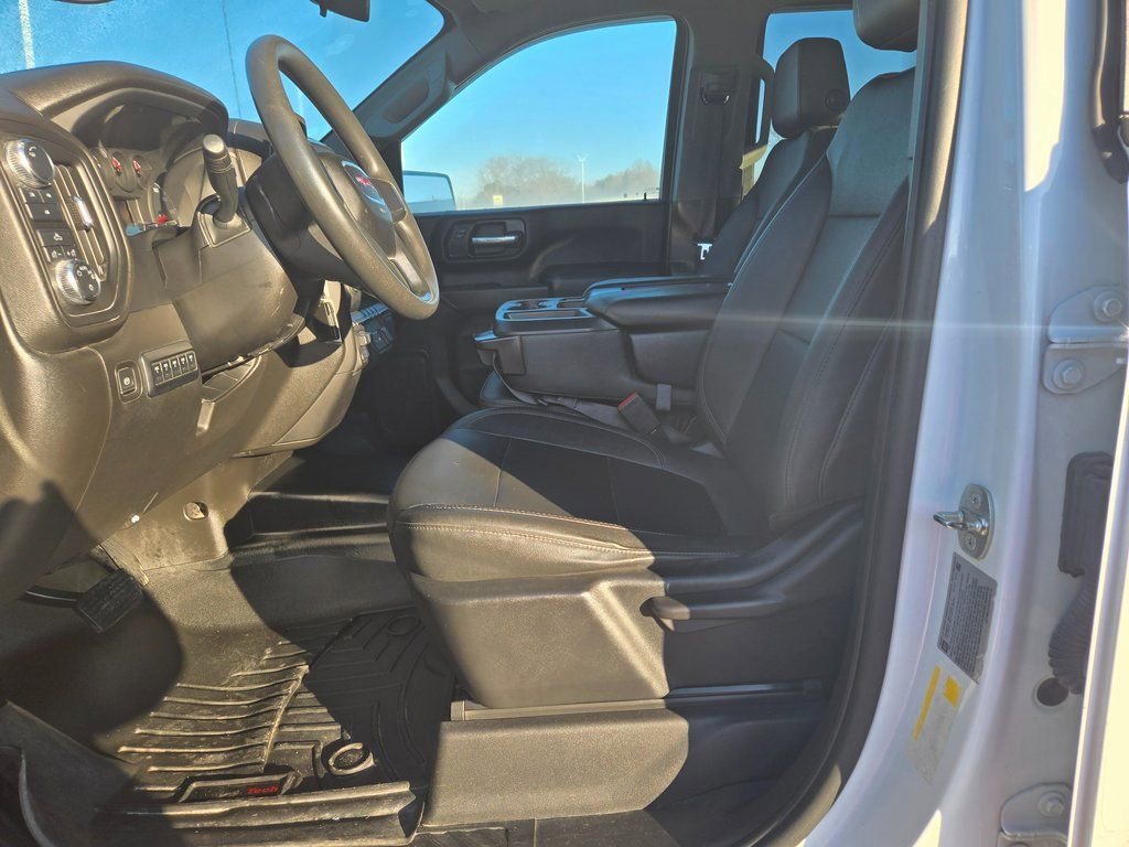 Used 2023 GMC Sierra 2500 Pro w/ Convenience Package image 7
