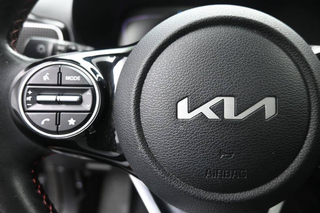 Used 2023 Kia Soul GT-Line w/ GT-Line Technology Package FWD image 15