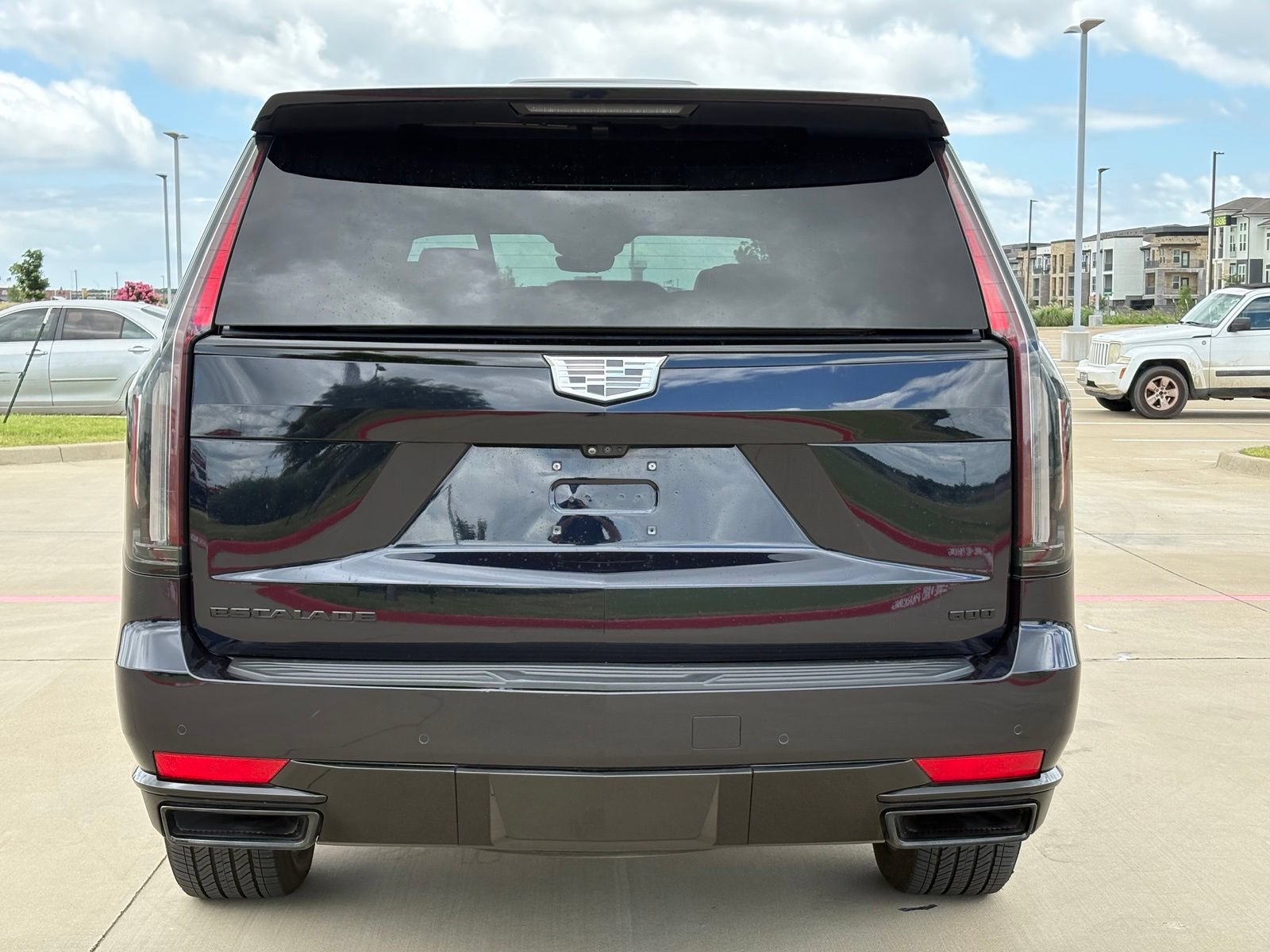 Certified 2023 Cadillac Escalade ESV Sport w/ Touring Package AWD/4WD image 6
