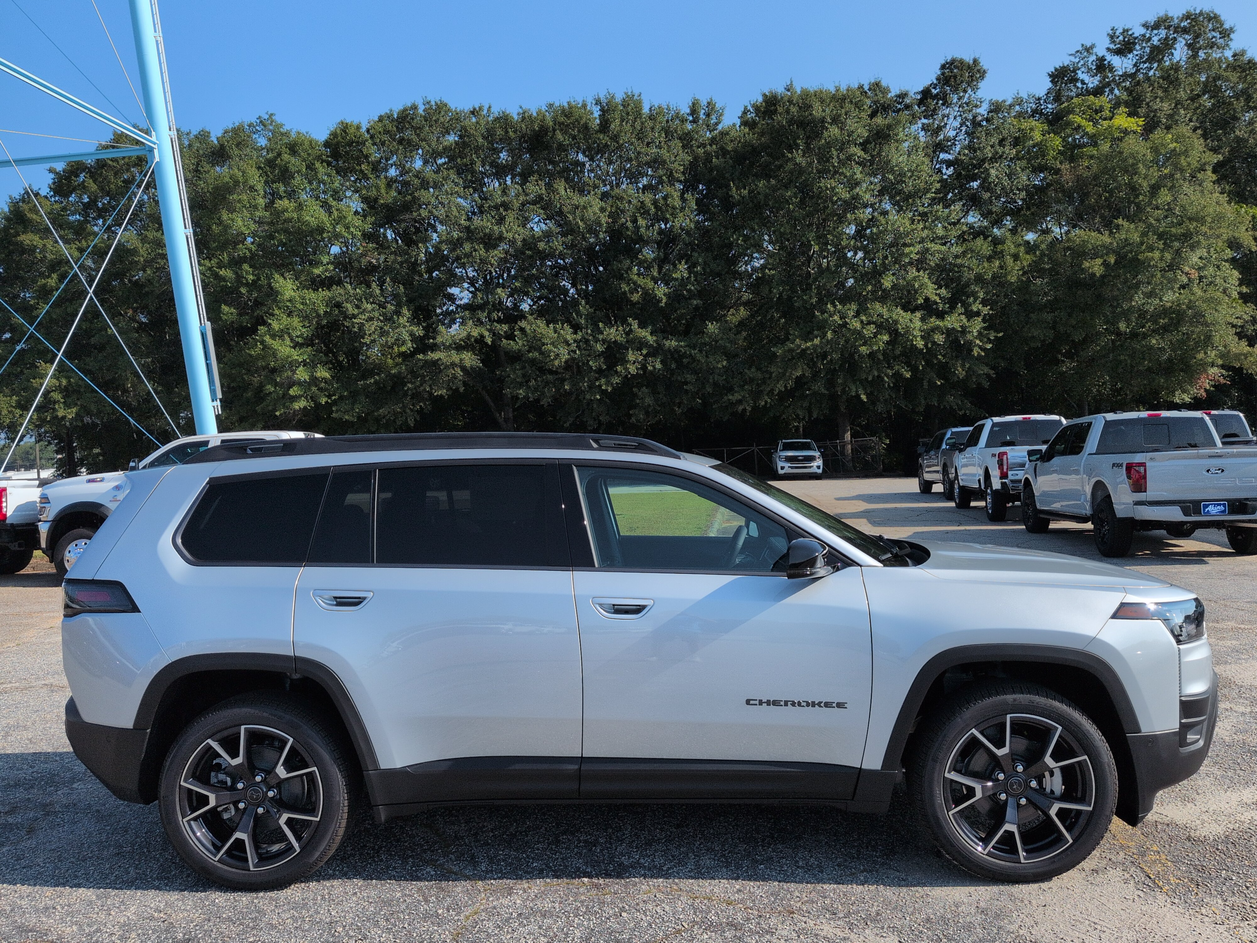 New 2026 Jeep Cherokee Overland AWD/4WD image 1