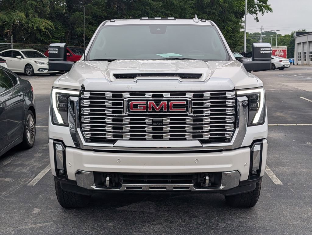 Used 2025 GMC Sierra 2500 Denali w/ Denali Reserve Package AWD/4WD image 5