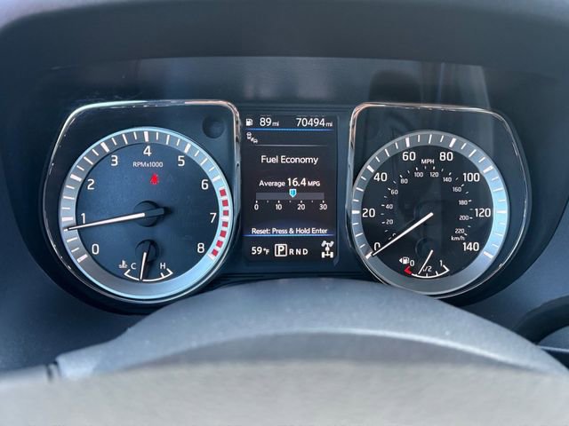 Used 2019 Nissan Titan SV w/ SV Convenience Package image 9