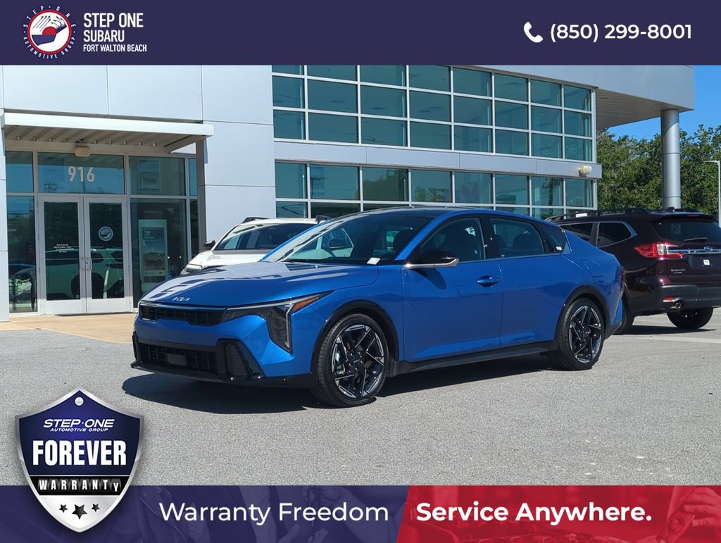 Used 2025 Kia K4 GT-Line w/ GT-Line Sunroof Package FWD image 2