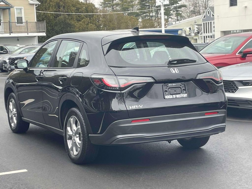 Certified 2023 Honda HR-V LX image 6