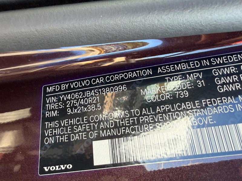Certified 2025 Volvo XC90 B6 Plus AWD/4WD image 23