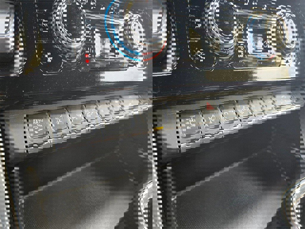 Used 2024 GMC Sierra 2500 Denali Ultimate w/ Max Trailering Package image 17