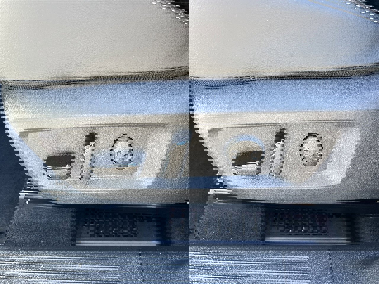 Certified 2025 Nissan Rogue SL w/ Tech Package image 21