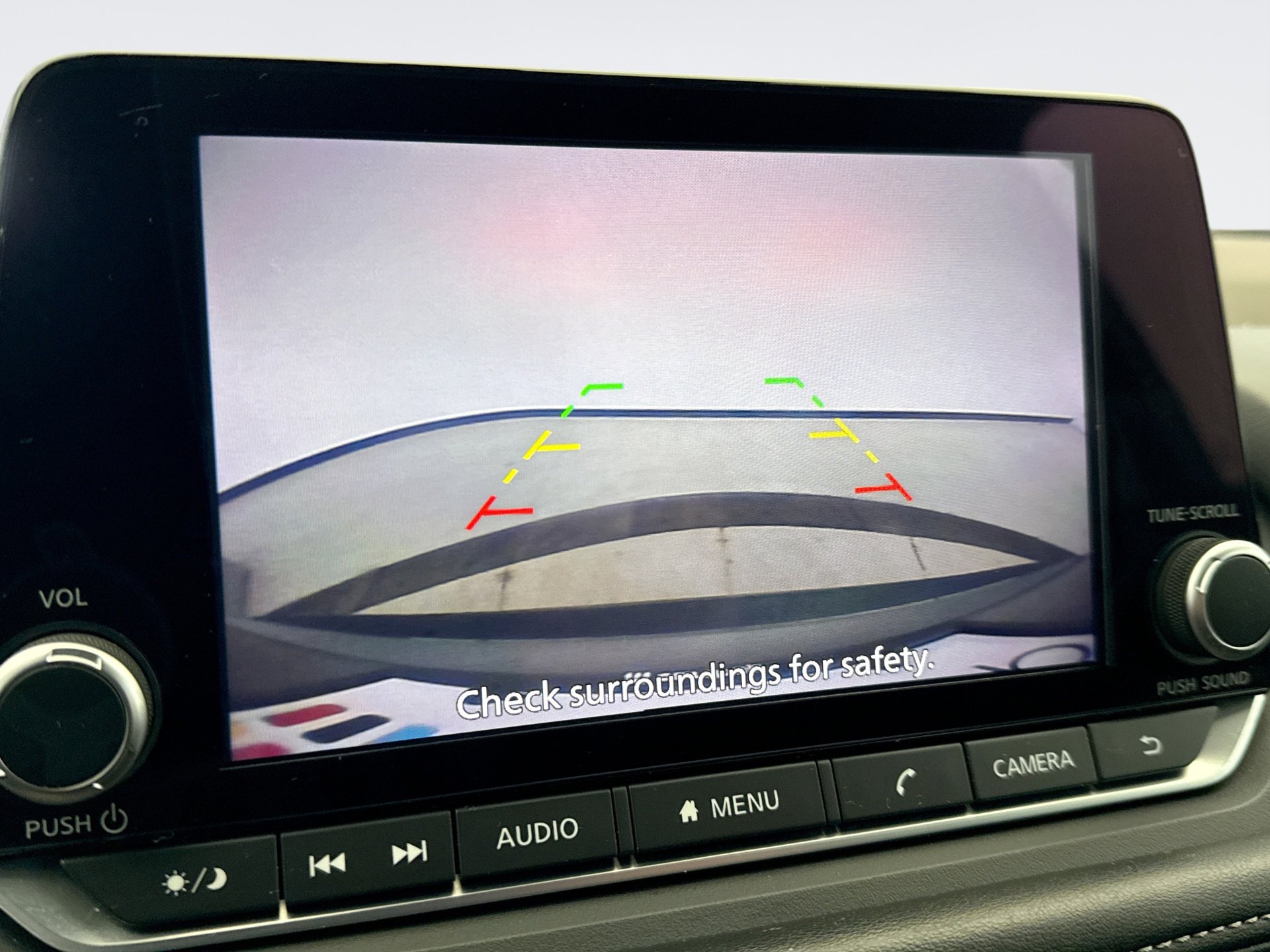 Used 2023 Nissan Rogue S image 15