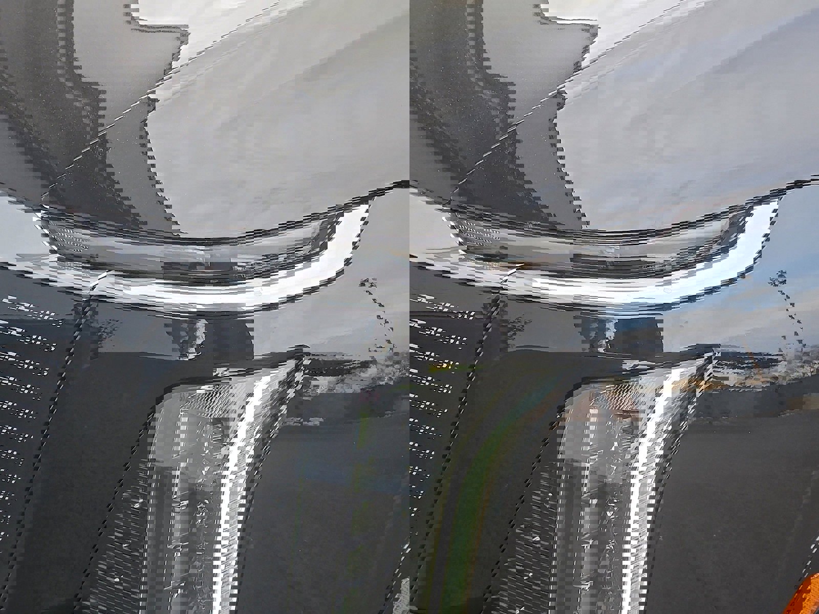 Certified 2026 Cadillac Vistiq Luxury image 8