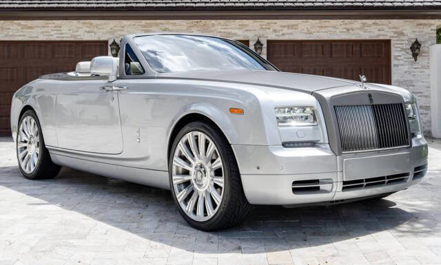 Used 2014 Rolls-Royce Phantom Drophead Coupe image 4