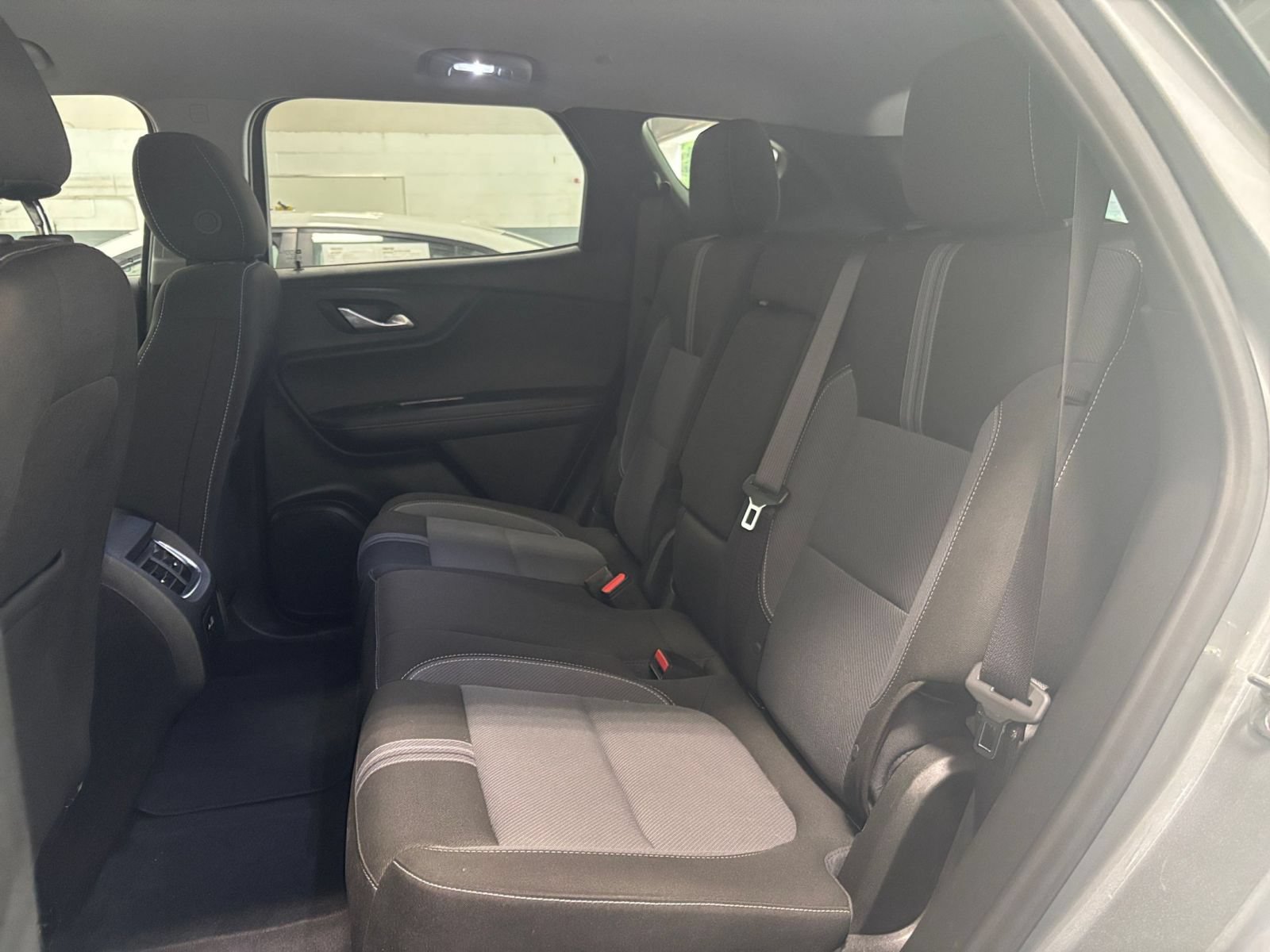 Used 2026 Chevrolet Blazer LT FWD image 38
