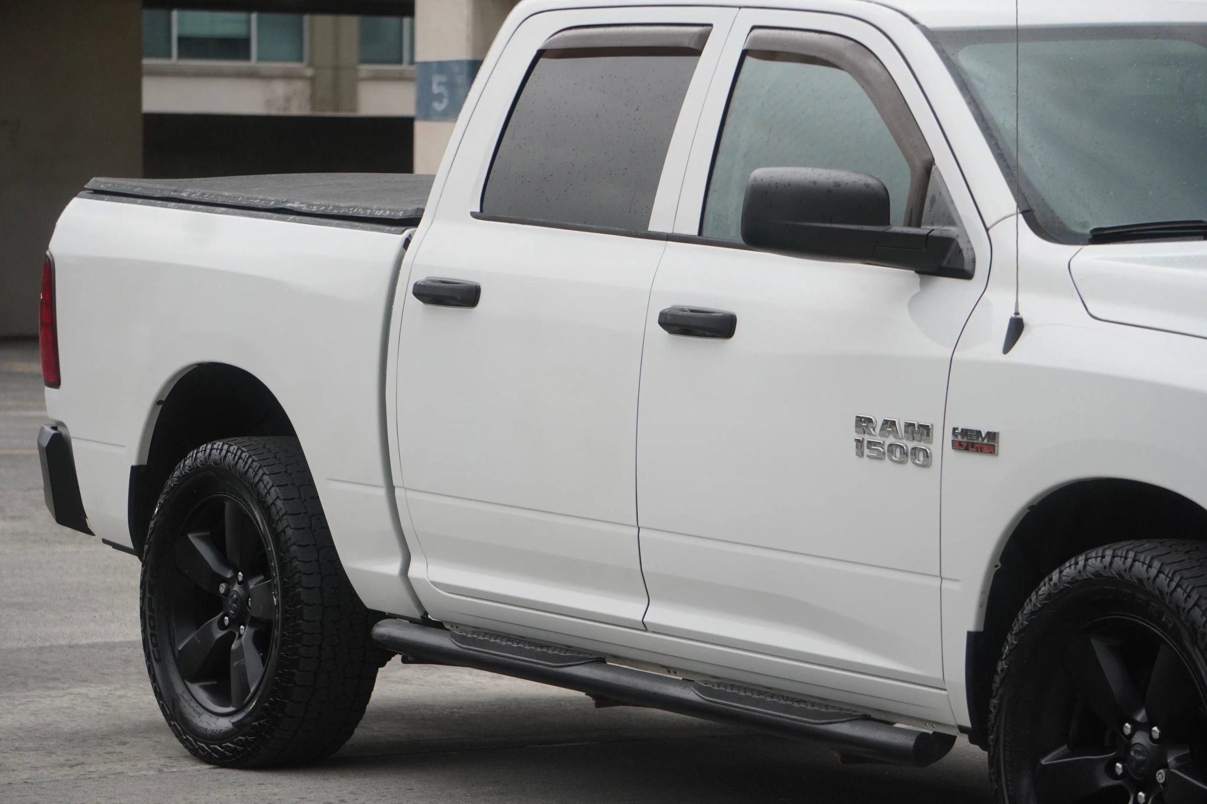 Used 2016 RAM 1500 Express AWD/4WD image 14