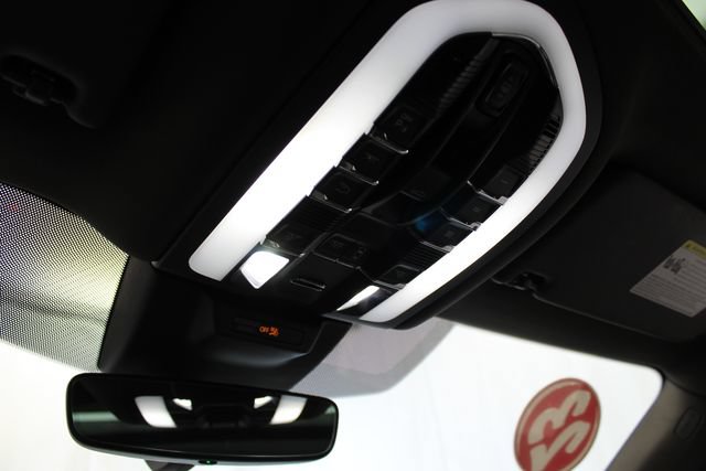Used 2023 Porsche Macan Turbo AWD/4WD image 21
