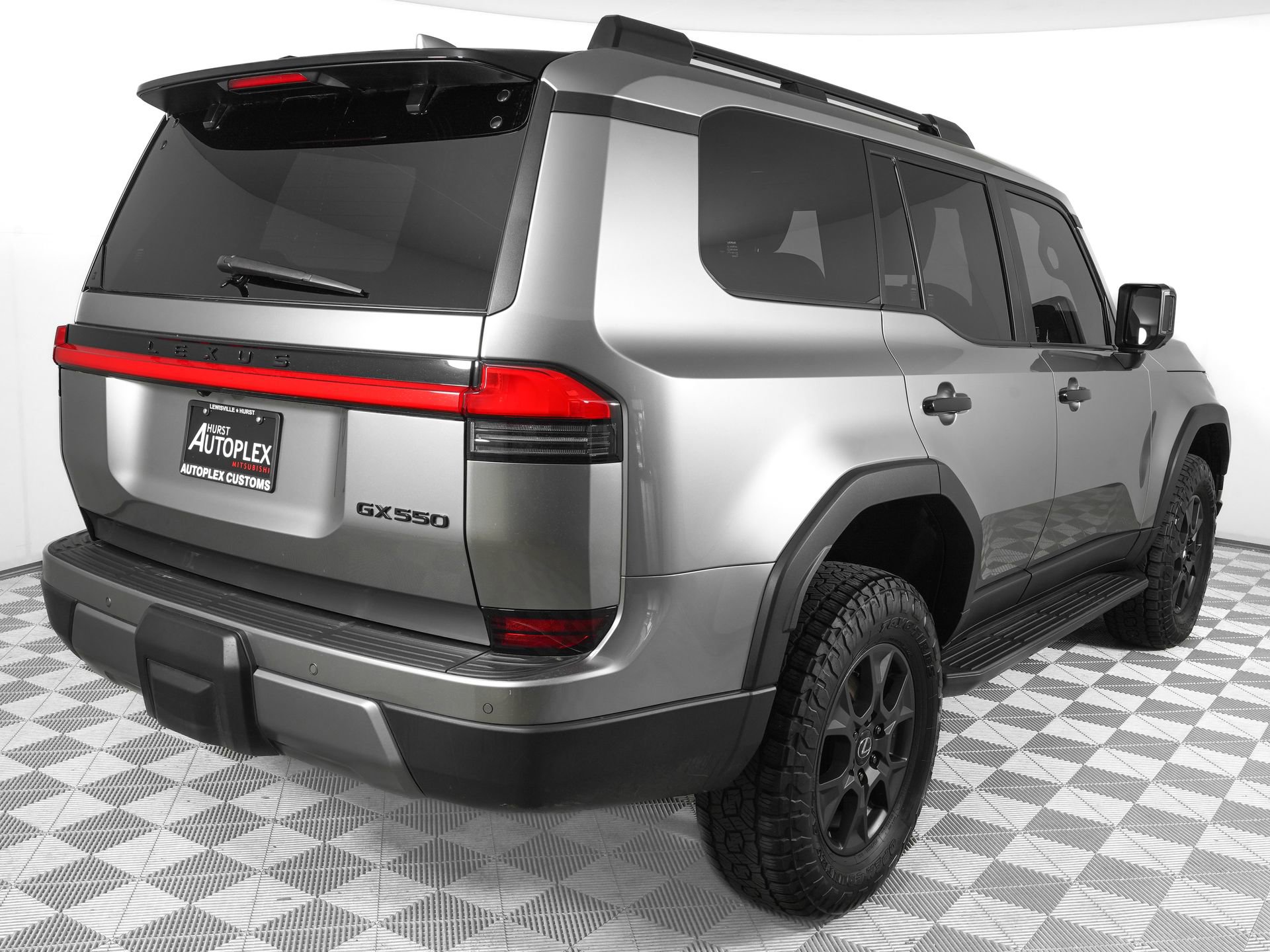 Used 2025 Lexus GX 550 AWD/4WD image 4