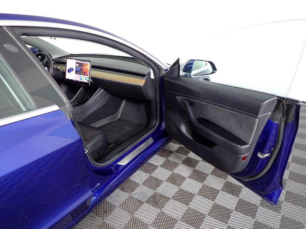 Used 2019 Tesla Model 3 Long Range image 34
