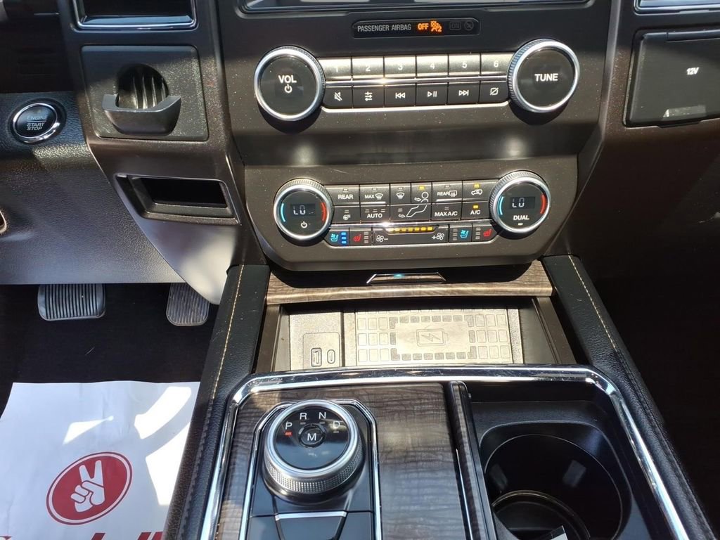 Used 2021 Ford Expedition Limited AWD/4WD image 21