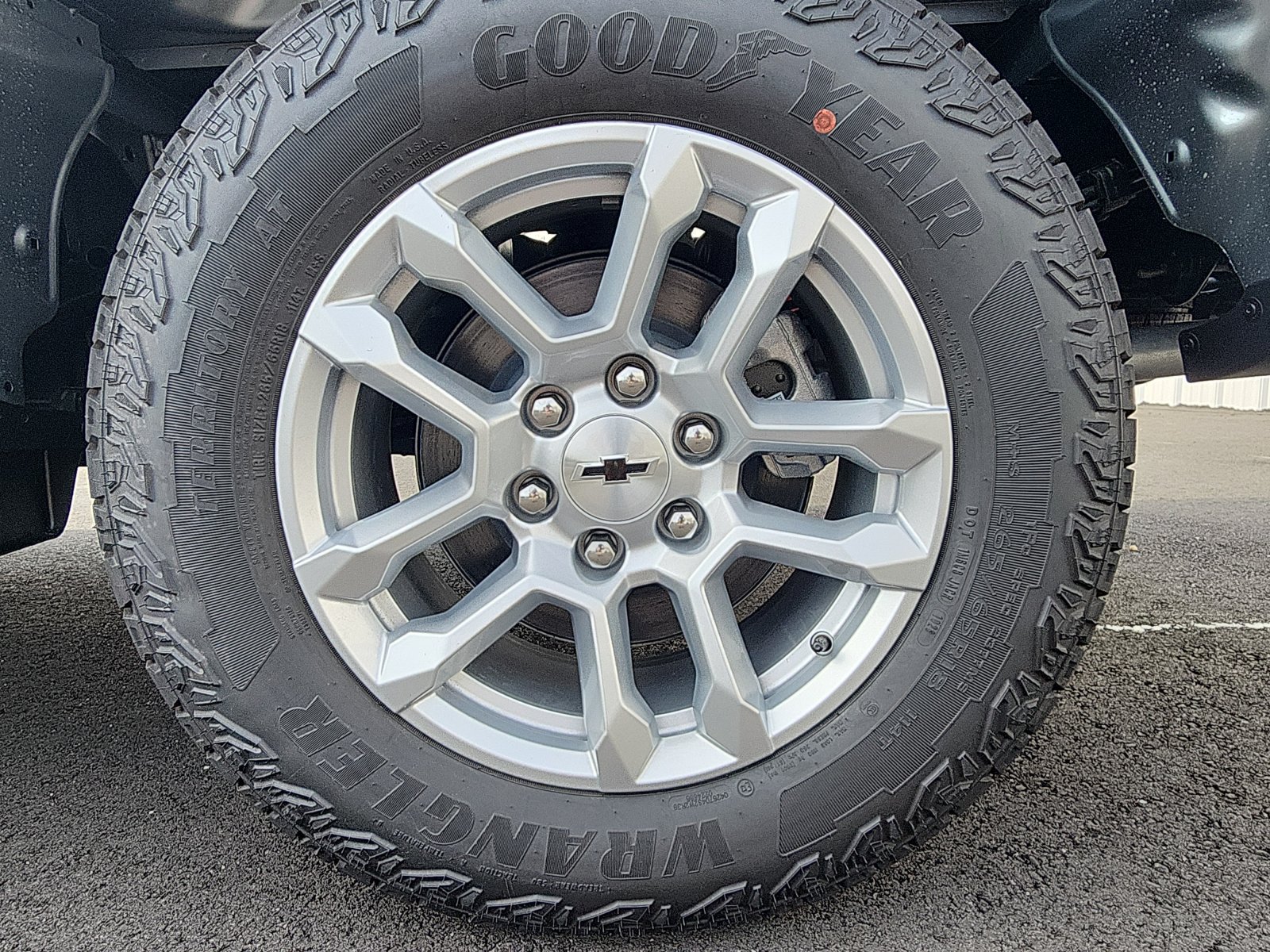 New 2026 Chevrolet Silverado 1500 RST w/ Z71 Off-Road Package AWD/4WD image 9
