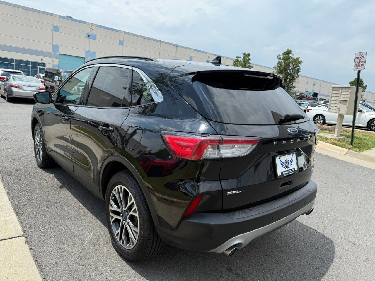 Used 2020 Ford Escape SEL image 12