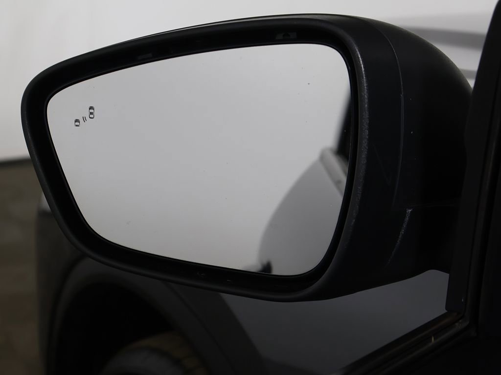 Used 2022 Ford Escape SE image 28