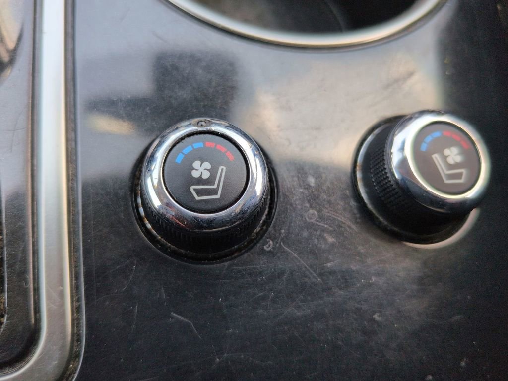 Used 2018 Nissan Maxima Platinum FWD image 22