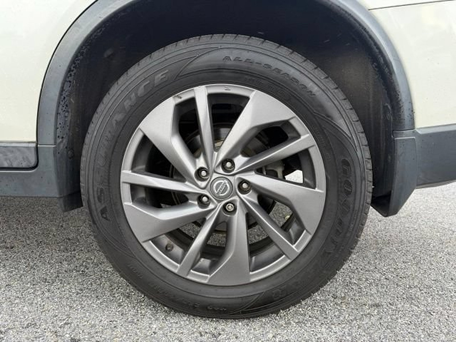 Used 2016 Nissan Rogue SL w/ SL Premium Package AWD/4WD image 19