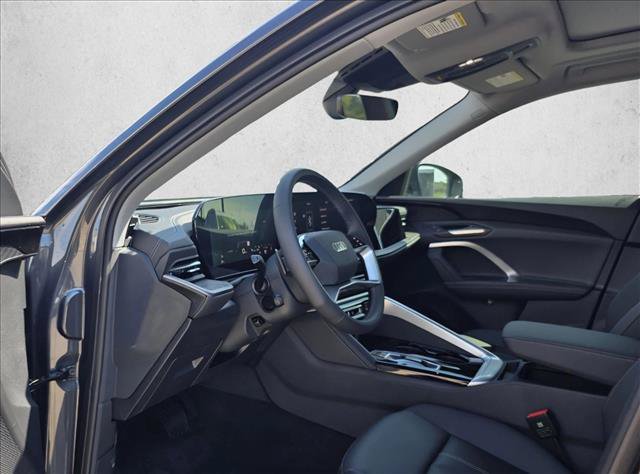New 2025 Audi Q5 Premium w/ Convenience Package AWD/4WD image 13