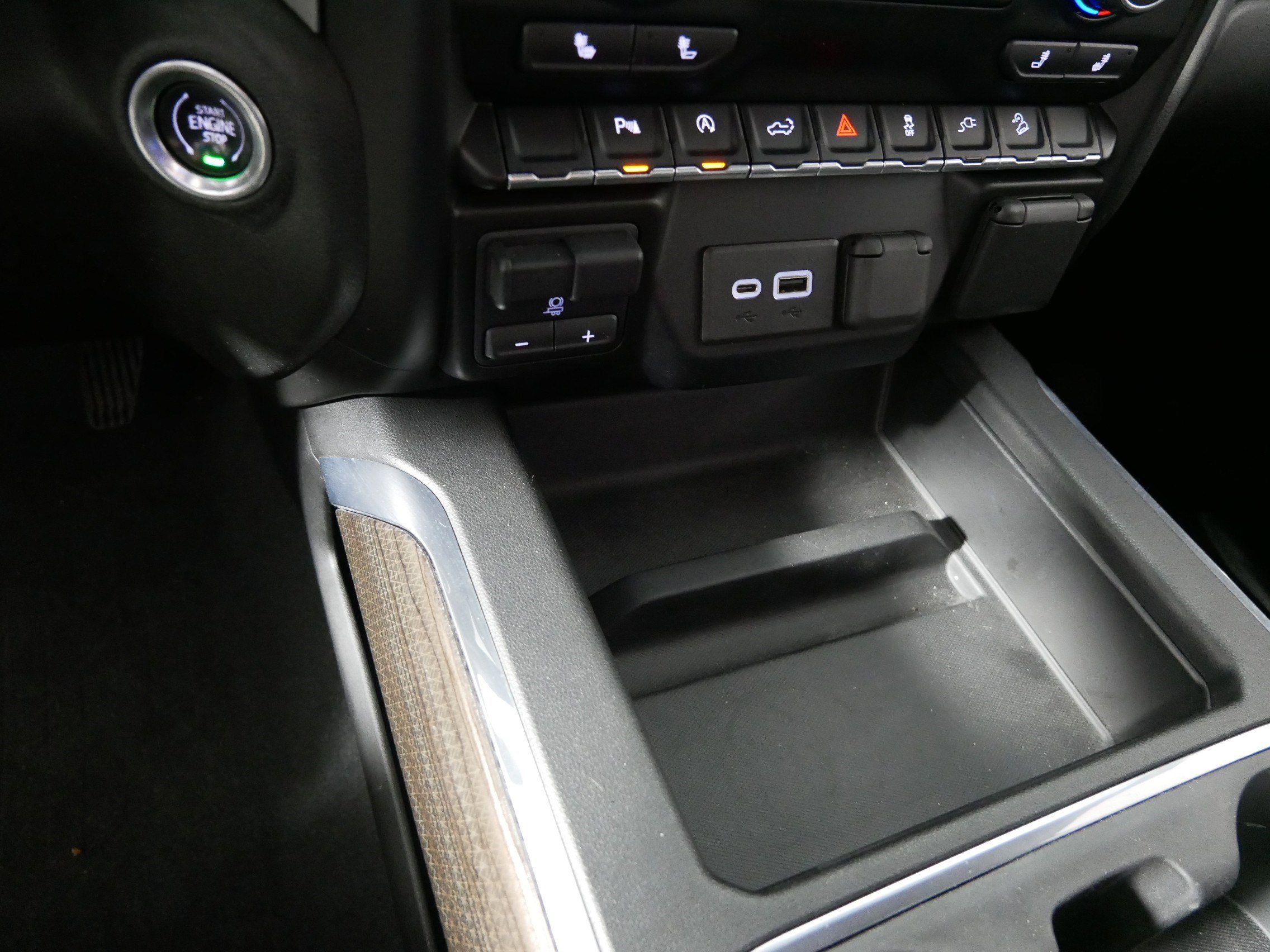 Certified 2019 Chevrolet Silverado 1500 RST image 29