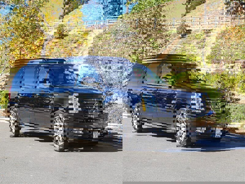 Used 2014 Cadillac Escalade ESV Premium AWD/4WD image 8