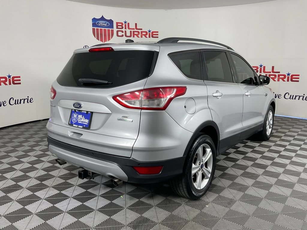 Used 2016 Ford Escape SE w/ Equipment Group 201A FWD image 3