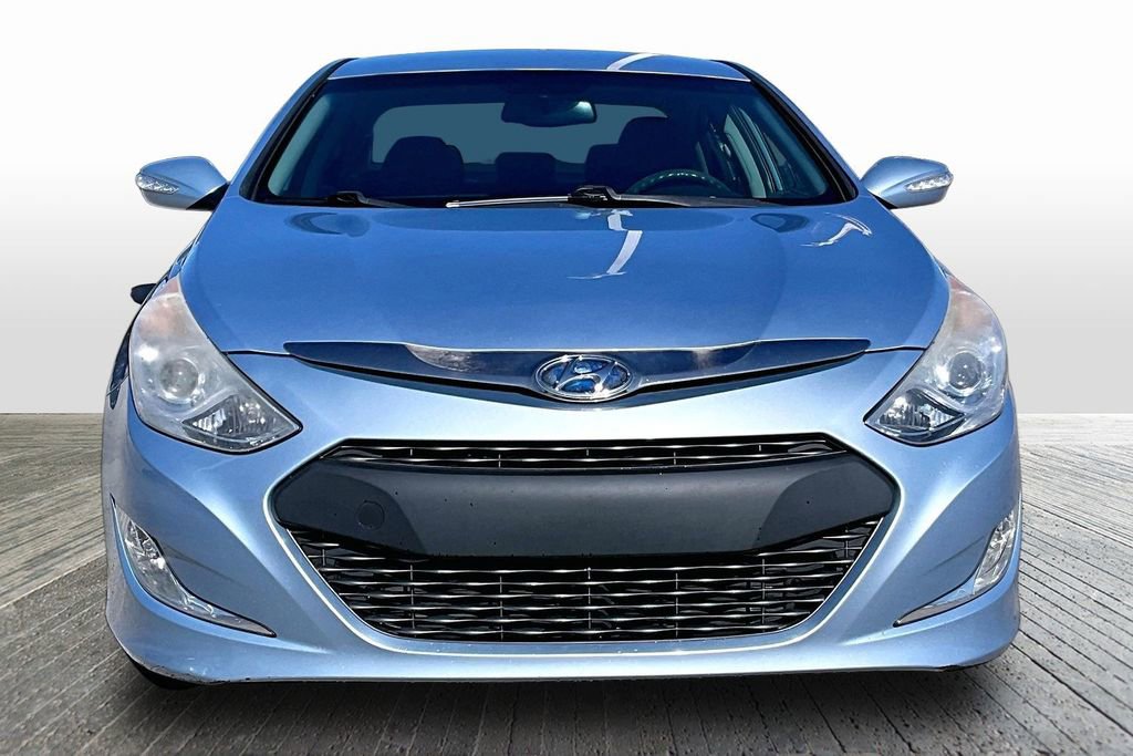 Used 2015 Hyundai Sonata Hybrid image 2