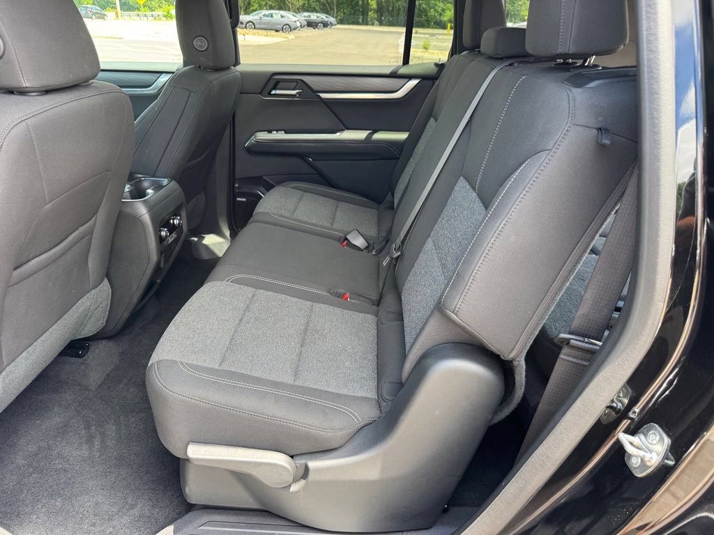 Used 2025 GMC Acadia Elevation AWD/4WD image 14