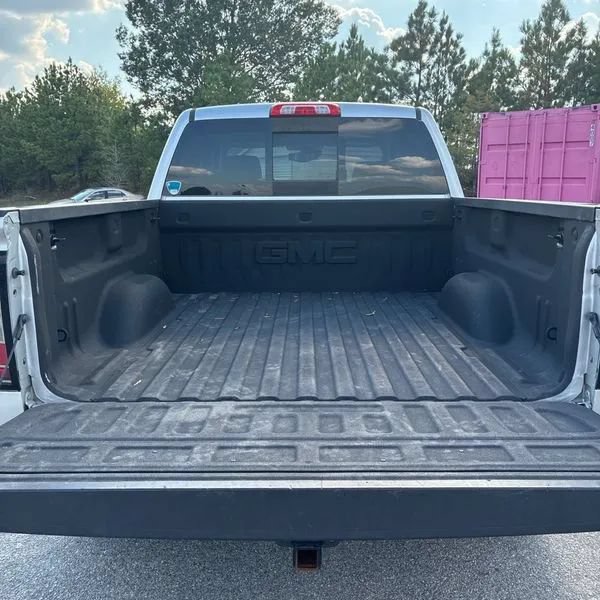 Used 2018 GMC Sierra 1500 SLT AWD/4WD image 32