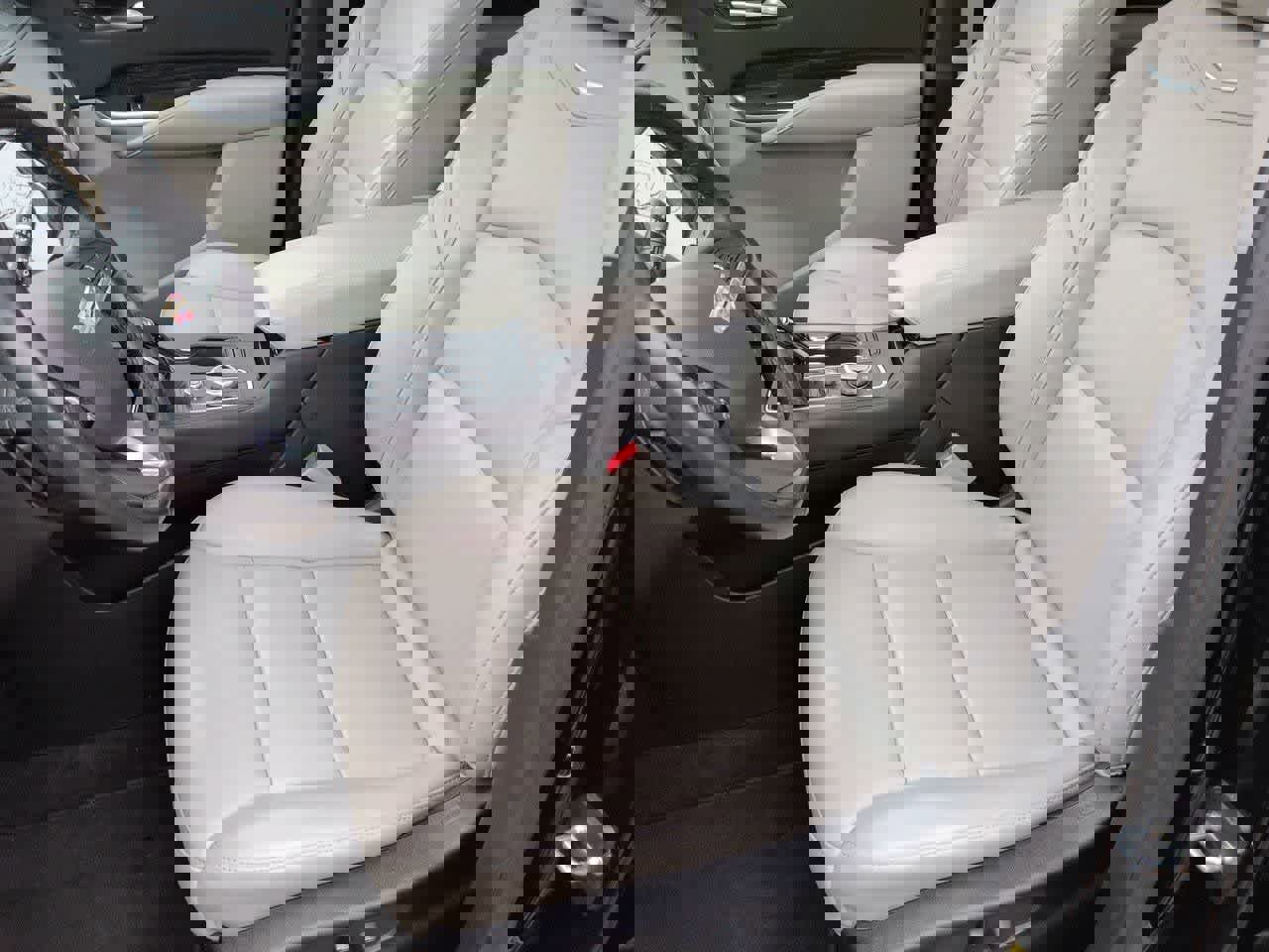 Used 2023 Cadillac XT4 Premium Luxury w/ Cold Weather Package image 16