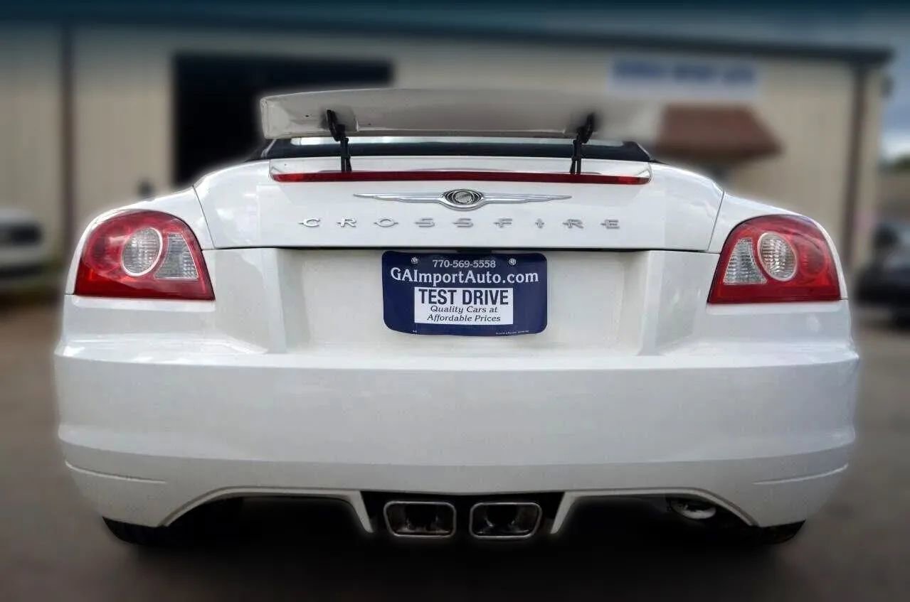 Used 2005 Chrysler Crossfire Limited image 8