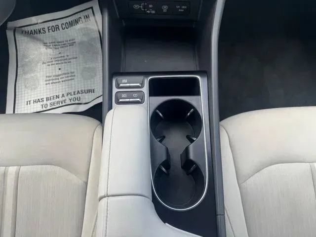 Used 2025 Hyundai Sonata SEL FWD image 25