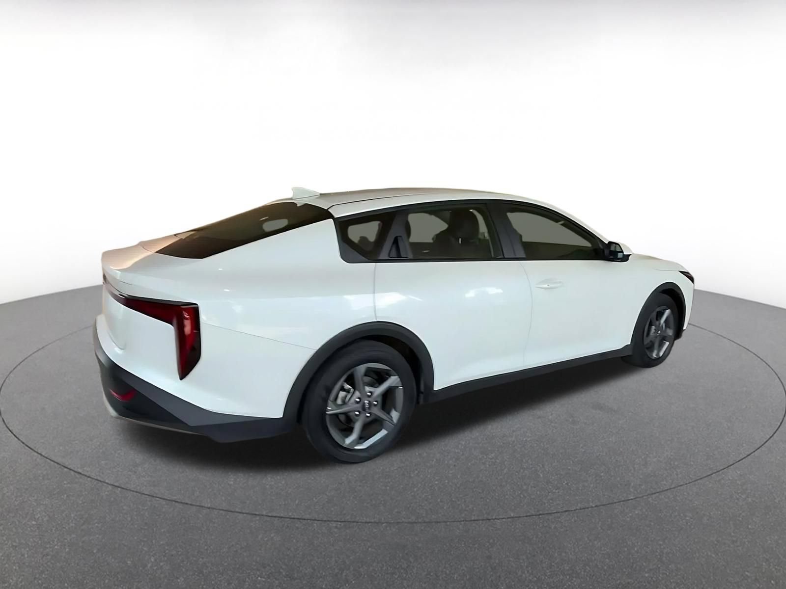 Used 2025 Kia K4 FWD image 13