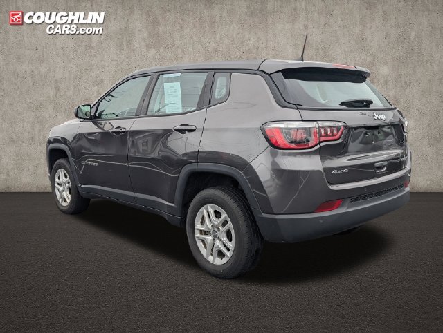 Used 2019 Jeep Compass Sport w/ Tech Group AWD/4WD image 5