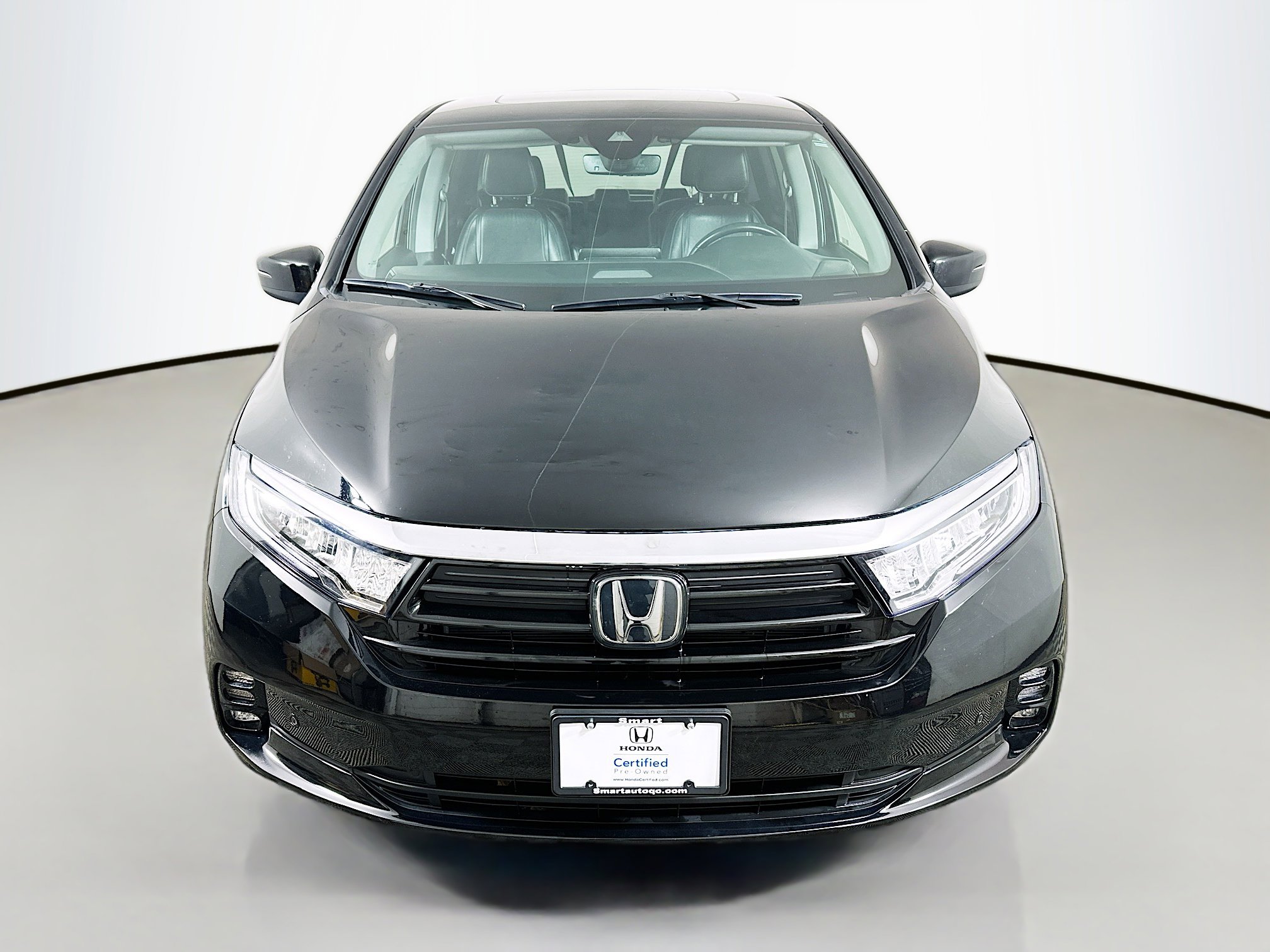 Used 2024 Honda Odyssey Touring image 2