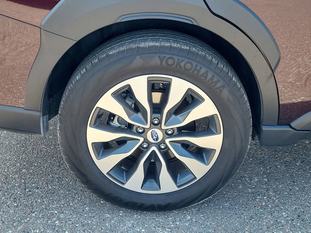 Used 2023 Subaru Outback Touring XT AWD/4WD image 6