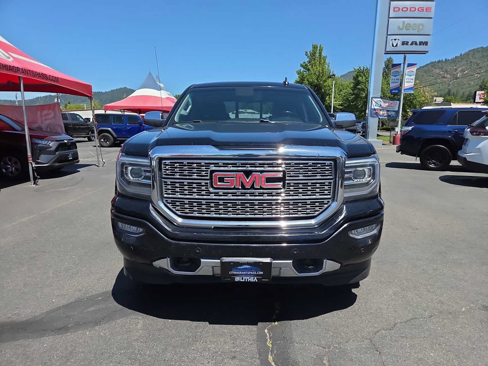 Used 2018 GMC Sierra 1500 Denali AWD/4WD image 14