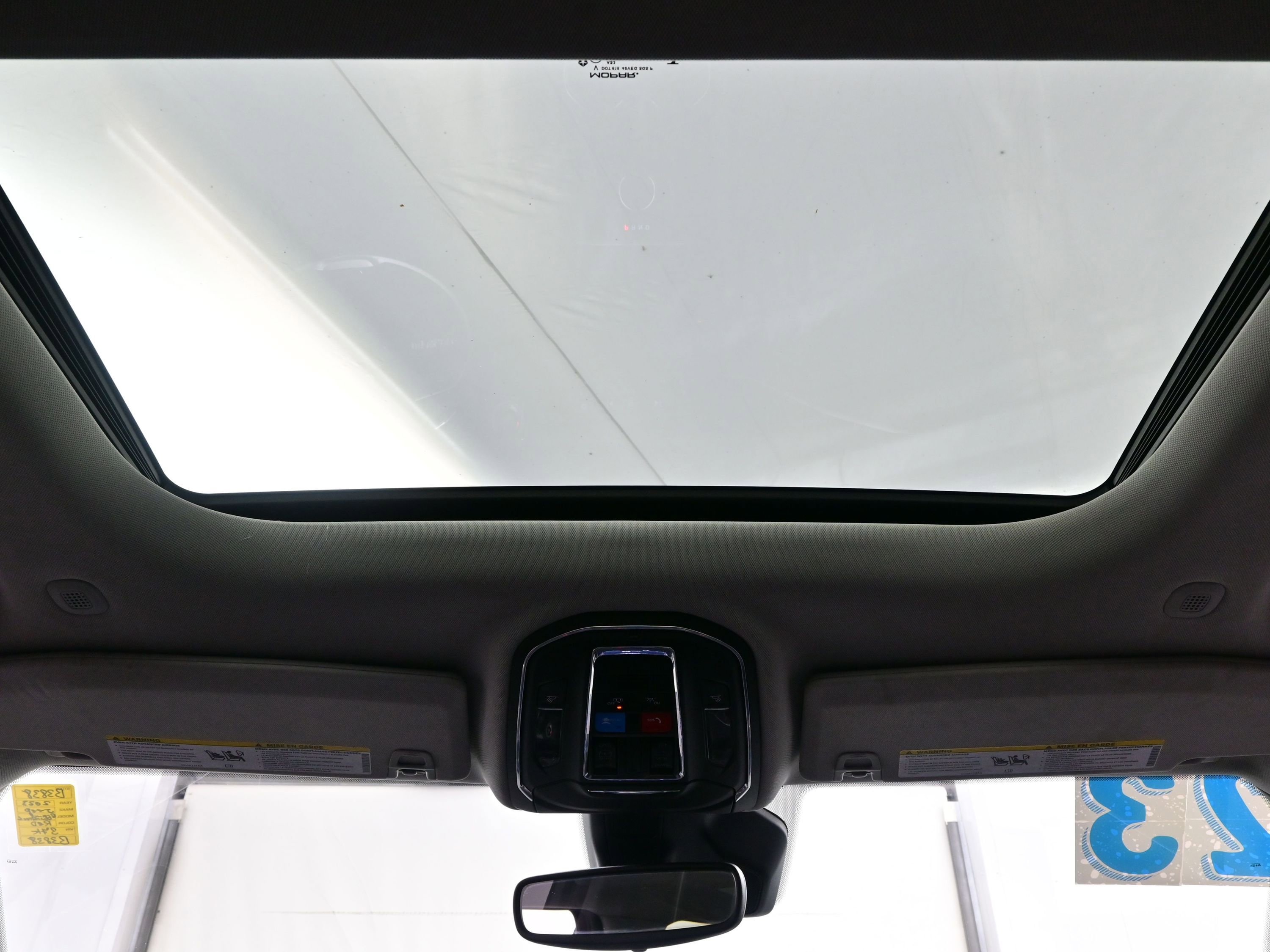 Used 2023 Jeep Grand Cherokee L Laredo image 20