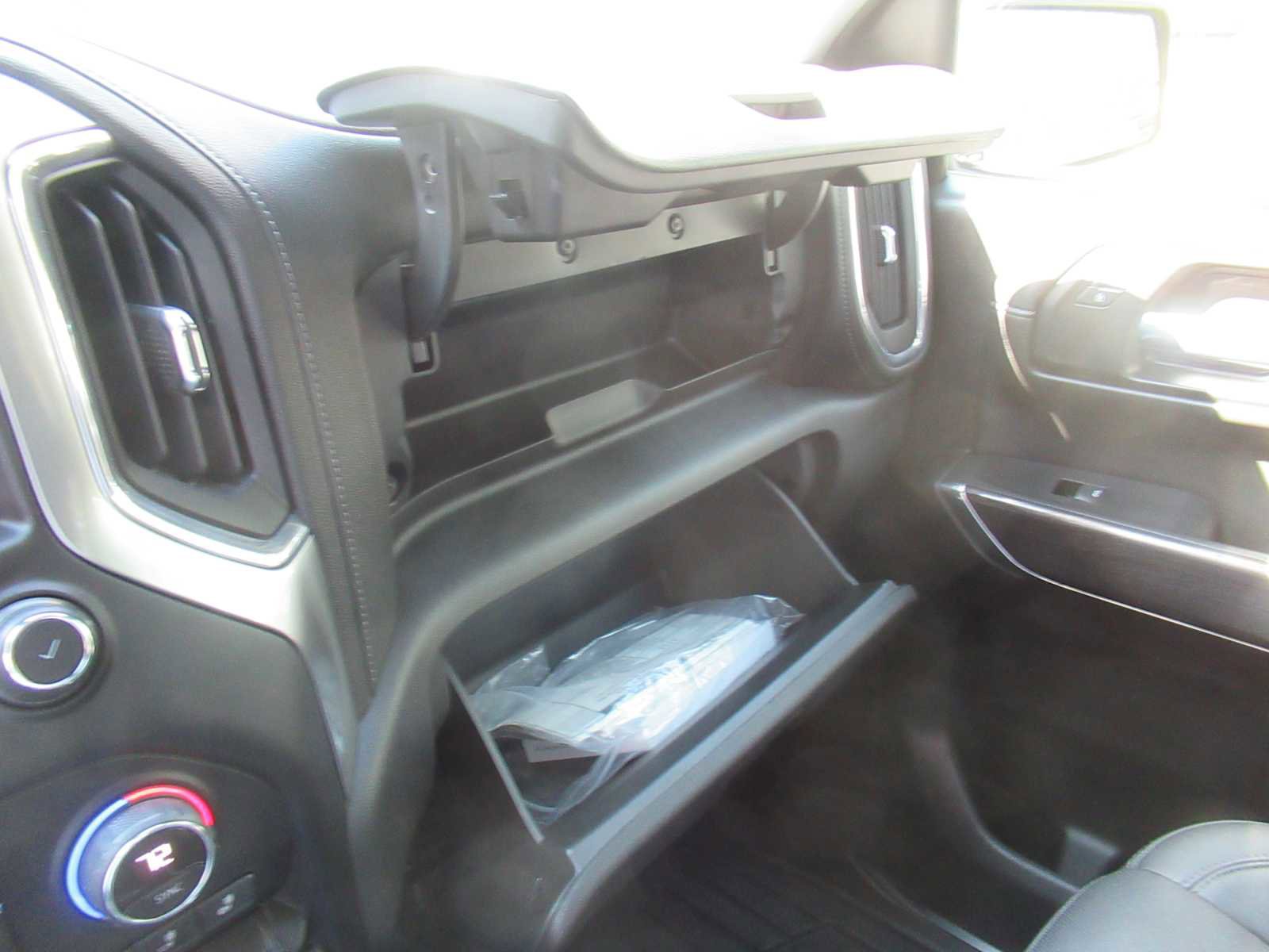 Used 2021 Chevrolet Silverado 1500 LTZ w/ LTZ Premium Package image 50