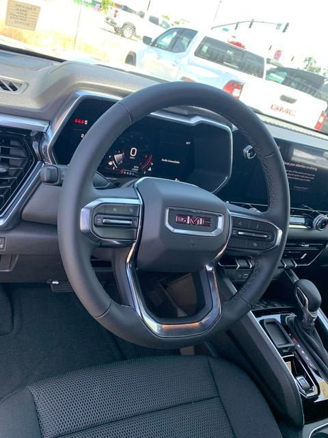 New 2026 GMC Canyon Elevation RWD image 18