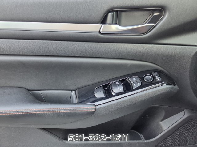 Used 2025 Nissan Altima 2.5 SR FWD image 32