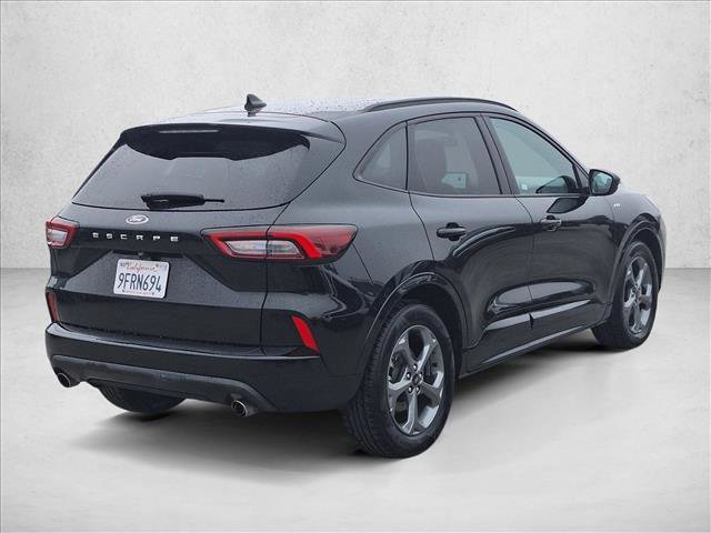 Used 2023 Ford Escape ST-Line image 5