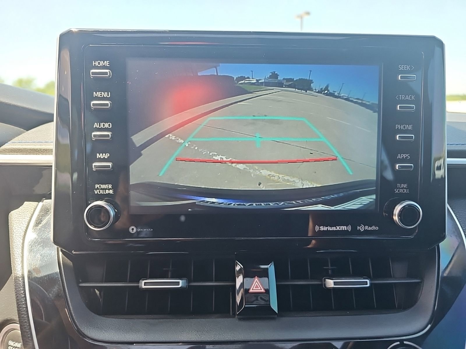Used 2020 Toyota Corolla XSE FWD image 19