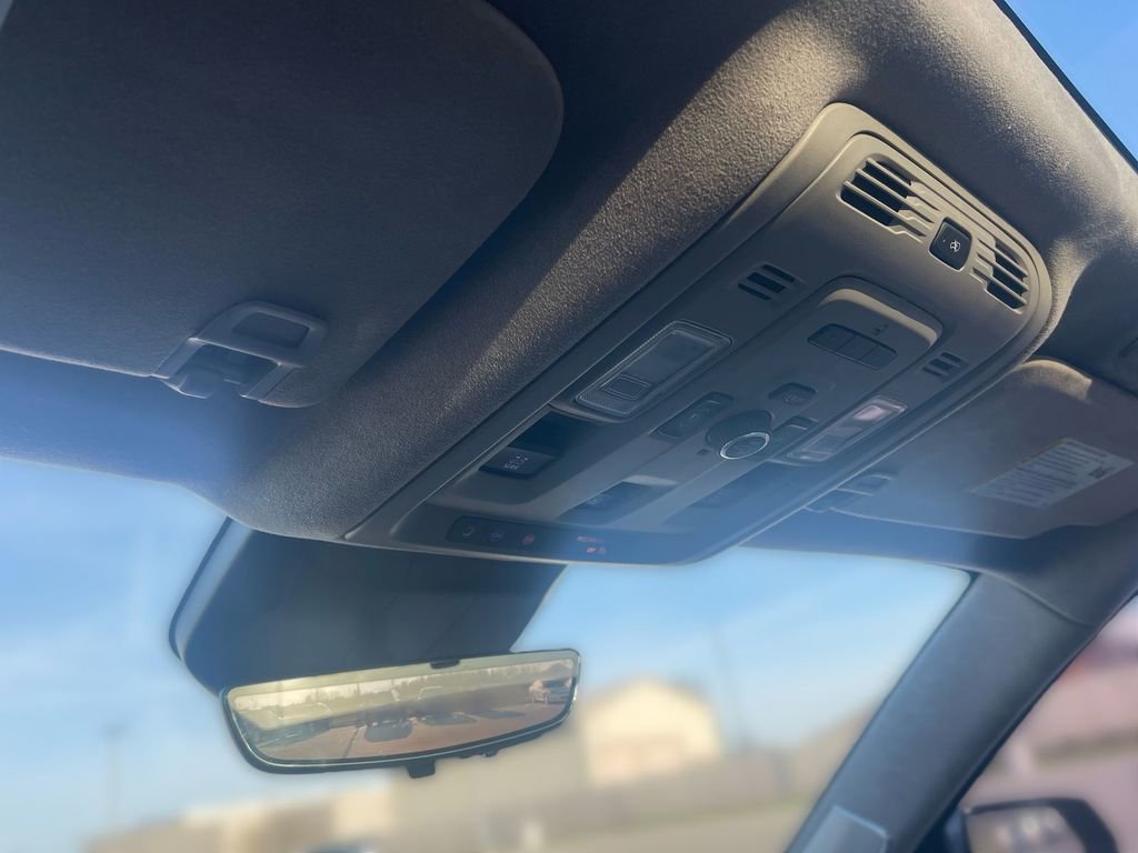 Certified 2021 Cadillac Escalade Sport Platinum image 20